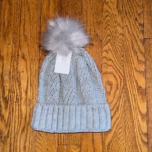 Women’s Thick Cable Knit Faux Fuzzy Fur Pom Hat